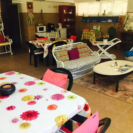 Charming In With Pool 아파트 *